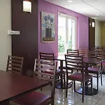 Kyriad Bordeaux Otel