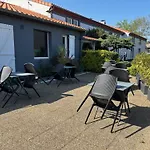 Kyriad Bordeaux Hotel