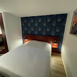 Kyriad Bordeaux 3*