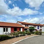Kyriad Bordeaux