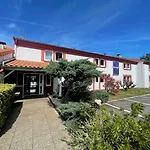 Kyriad Bordeaux 3*