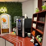 Hotel Kyriad Bordeaux 3*