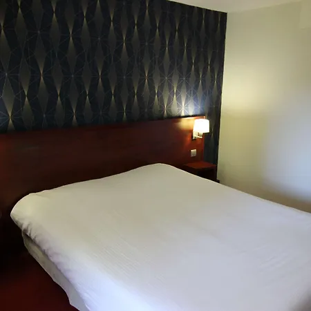 Kyriad Bordeaux Lormont