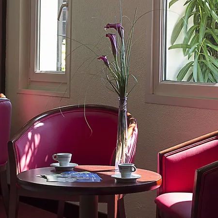 Kyriad Bordeaux 3* Lormont