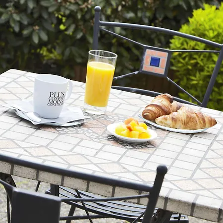 Kyriad Bordeaux Hotel