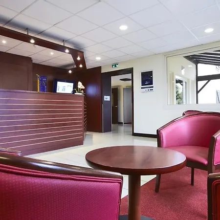 Kyriad Bordeaux Hotell 3*
