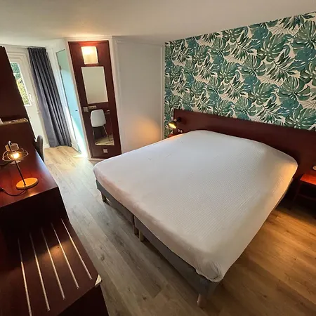 Kyriad Bordeaux 3* Lormont