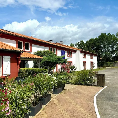 Kyriad Bordeaux Hotel Lormont