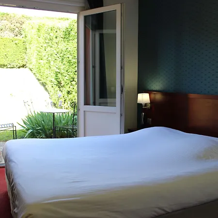 Szálloda Kyriad Bordeaux 3*