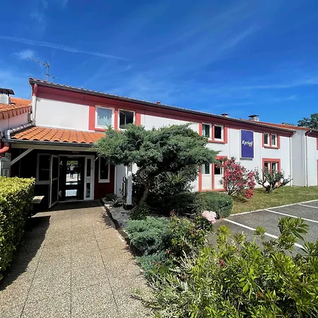 Kyriad Bordeaux 3*