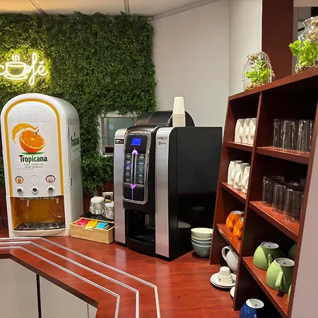 Szálloda Kyriad Bordeaux 3*