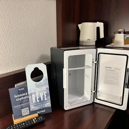Kyriad Bordeaux Otel Lormont