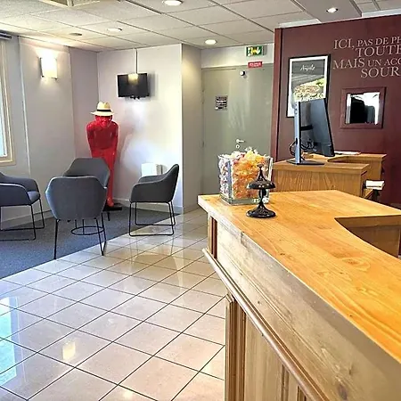 Kyriad Bordeaux Hotel