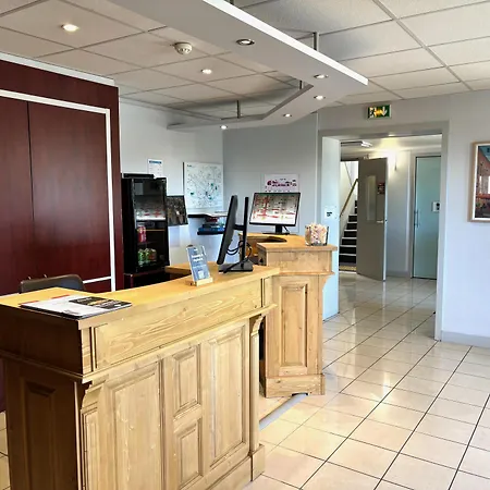 Kyriad Bordeaux Hotell 3*