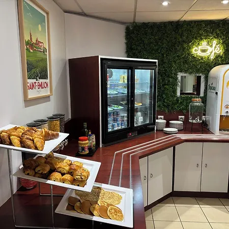 Kyriad Bordeaux Hotel