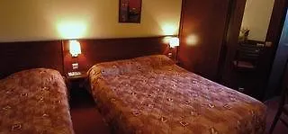 Hotell Kyriad Bordeaux