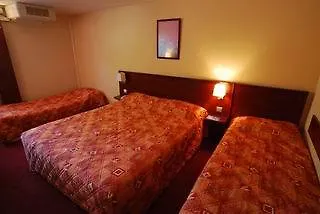 Hotell Kyriad Bordeaux 3*
