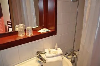 Kyriad Bordeaux Hotell