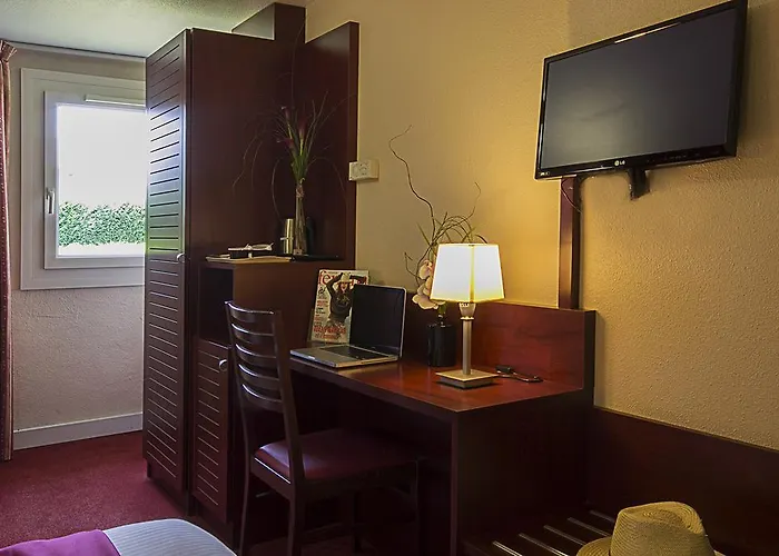 Kyriad Bordeaux 3* Lormont