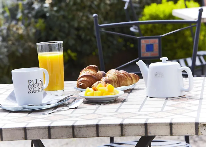 Kyriad Bordeaux Hotel