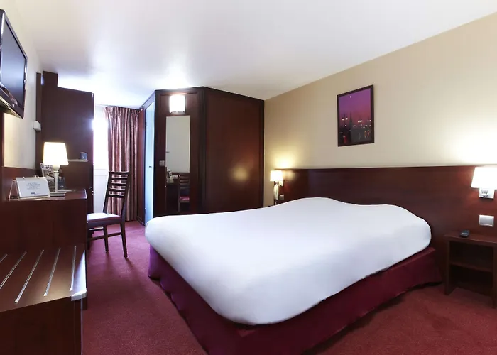 Kyriad Bordeaux 3* Lormont