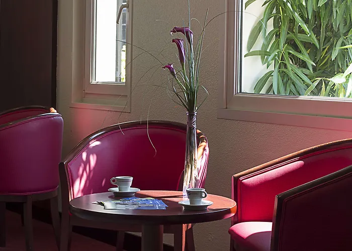 Kyriad Bordeaux 3* Lormont