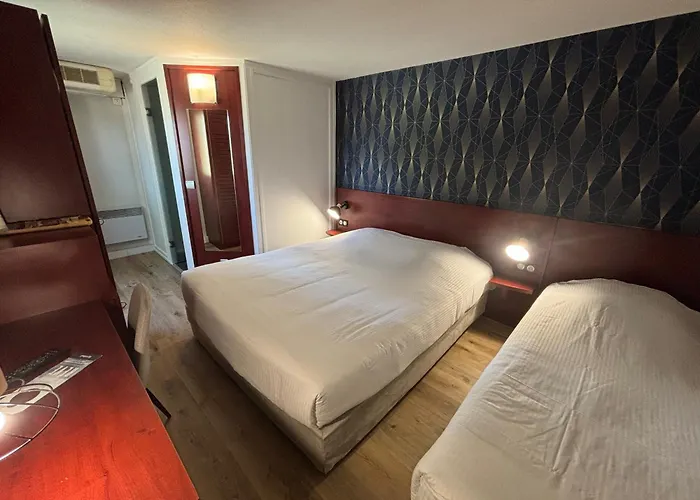 Kyriad Bordeaux Lormont