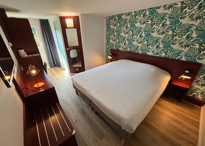 Kyriad Bordeaux 3* Lormont